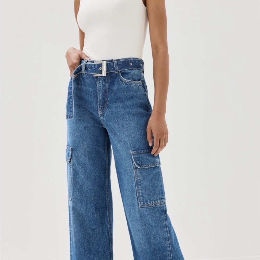 Reformation Blue Wide Leg cargo Jeans size 28